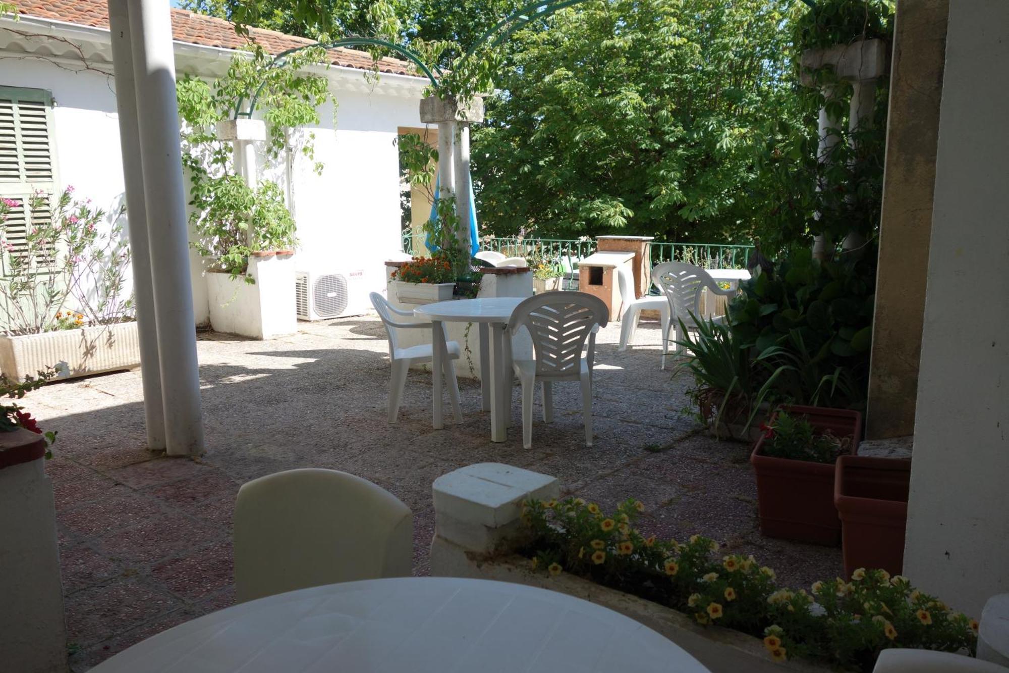 Hotel Le Prejoly Saint-Vallier-de-Thiey Zimmer foto